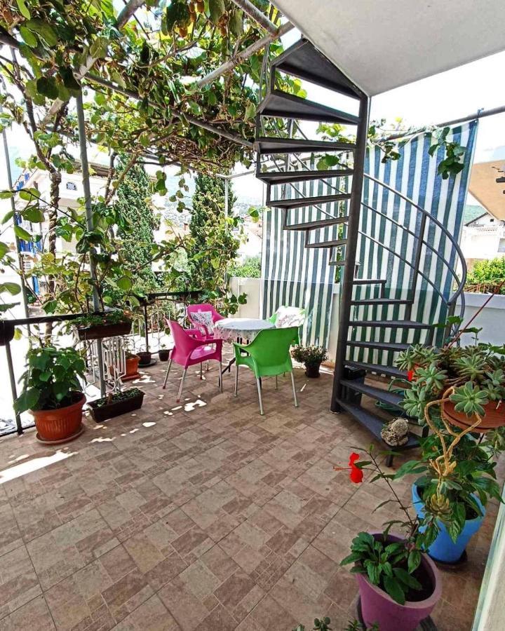 Kiwi Apartments Budua Esterno foto